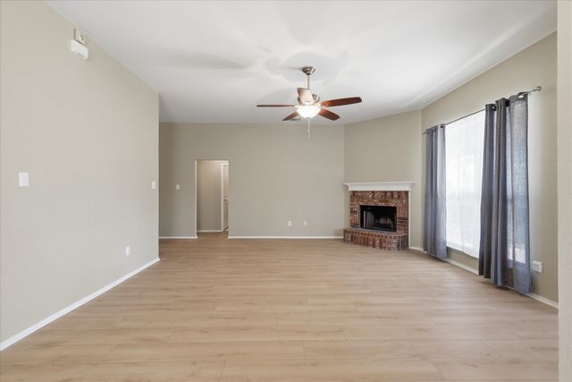 213 Mckamy Boulevard, Denton, TX 76207