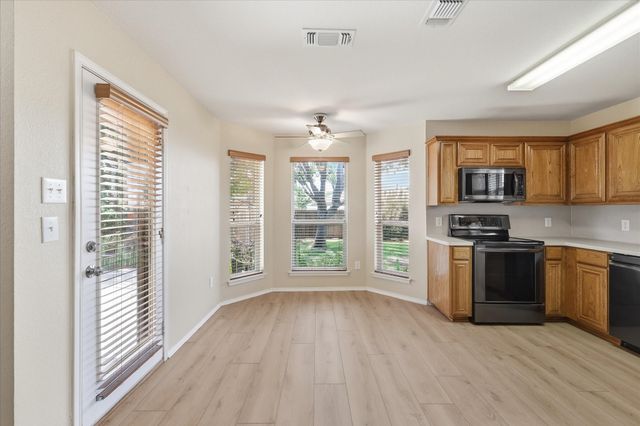 213 Mckamy Boulevard, Denton, TX 76207