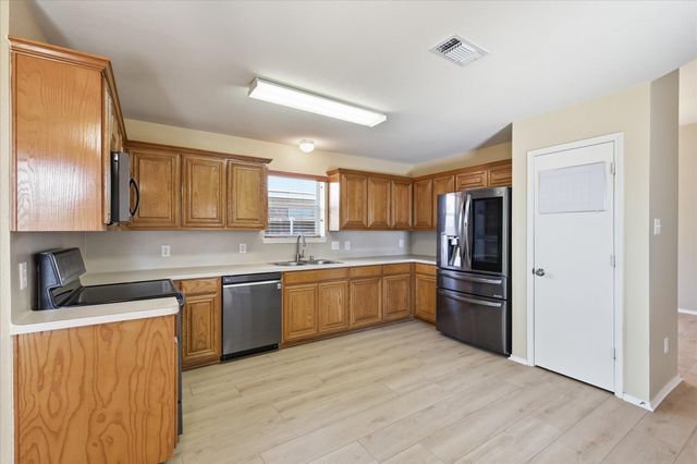 213 Mckamy Boulevard, Denton, TX 76207