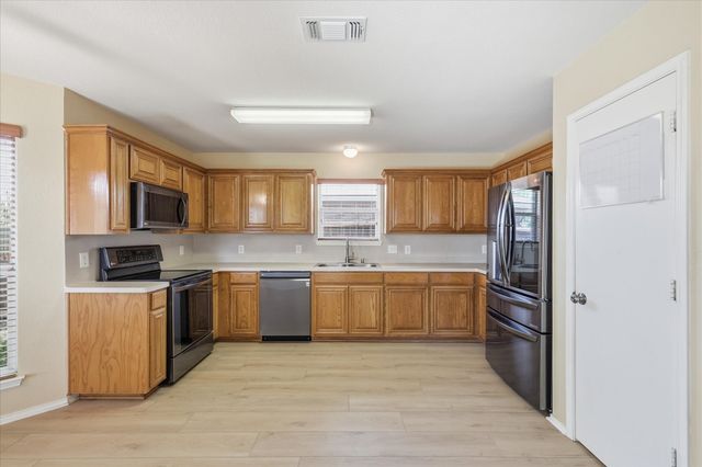 213 Mckamy Boulevard, Denton, TX 76207