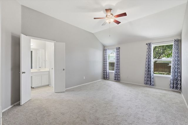 213 Mckamy Boulevard, Denton, TX 76207