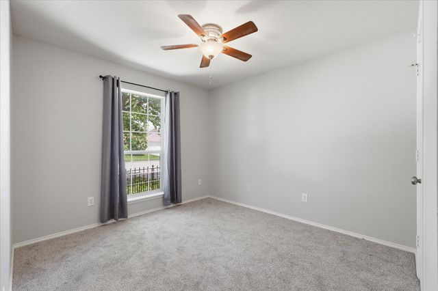 213 Mckamy Boulevard, Denton, TX 76207