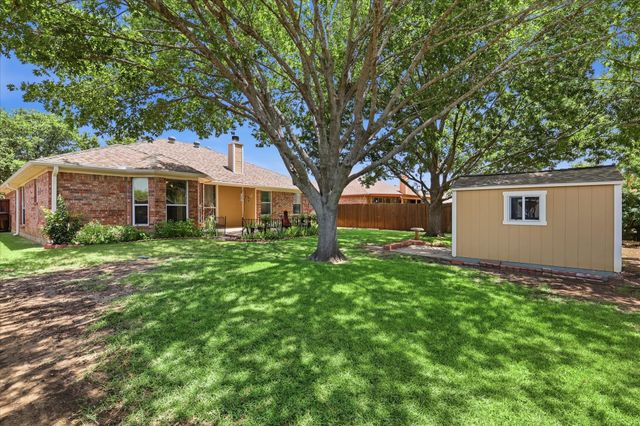 213 Mckamy Boulevard, Denton, TX 76207