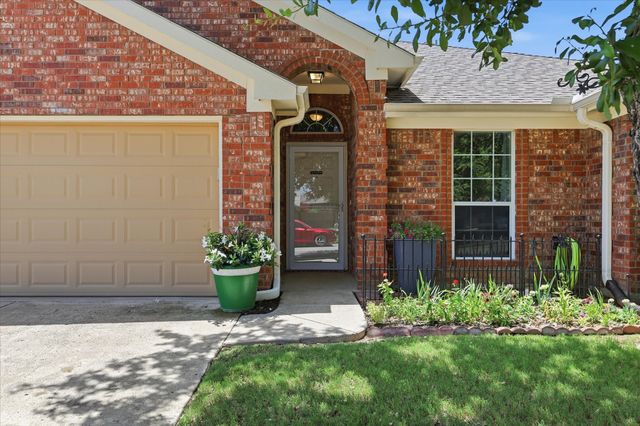 213 Mckamy Boulevard, Denton, TX 76207