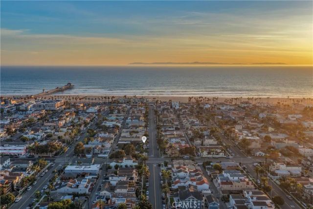 318 8th Street, Huntington Beach, CA 92648