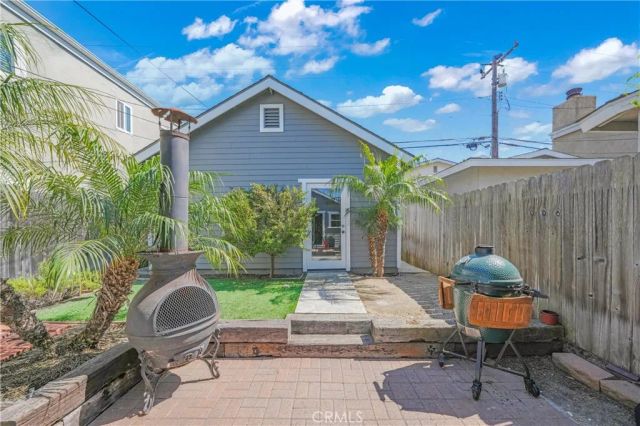 318 8th Street, Huntington Beach, CA 92648