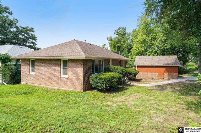 803 Ave F, Plattsmouth, NE 68048