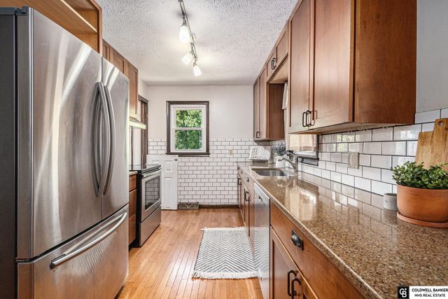 803 Ave F, Plattsmouth, NE 68048