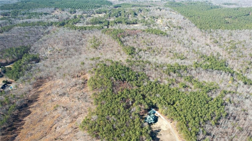 Image 5 of property listing at 0001 Bozeman Road NW, White, GA 30184