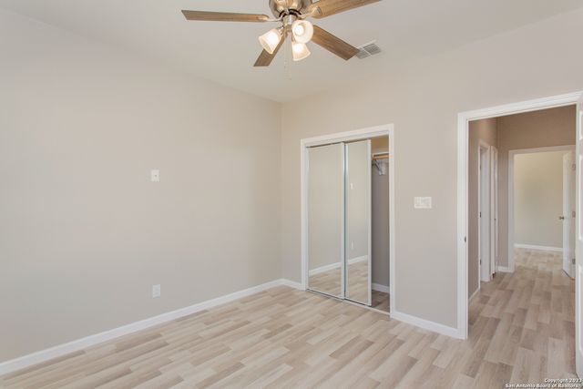716 Golf Course Dr E, Spring Branch, TX 78070