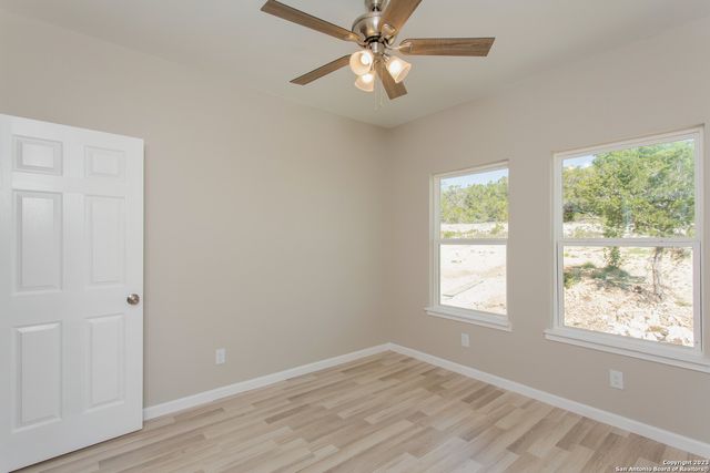 716 Golf Course Dr E, Spring Branch, TX 78070