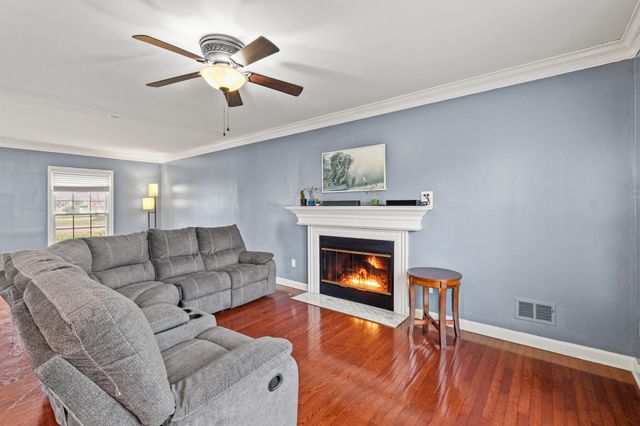 3508 Hillvale Road, Louisville, KY 40241