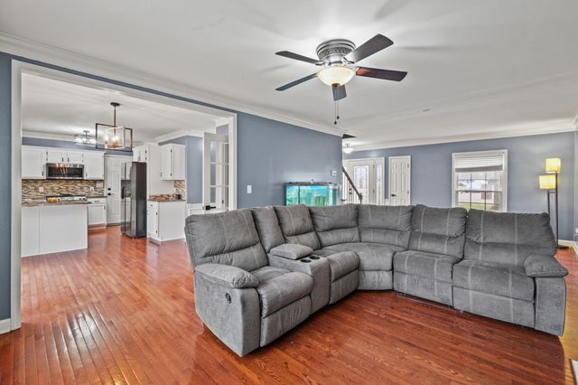 3508 Hillvale Road, Louisville, KY 40241