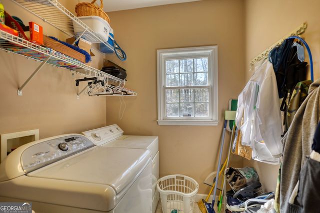 1000 Holcomb Court, Bogart, GA 30622