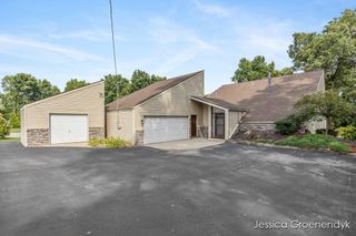 190 N Patterson Road, Yankee Springs Twp, MI 49348
