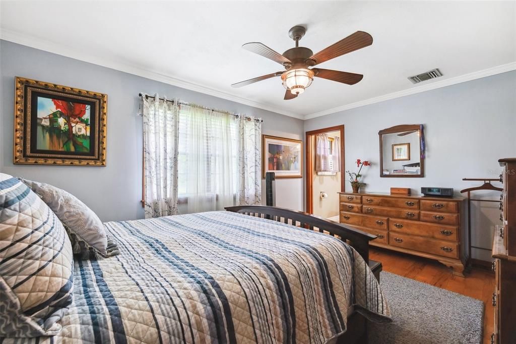 Image 20 of property listing at 20480 LAKE LINDSEY ROAD, Brooksville, FL 34601