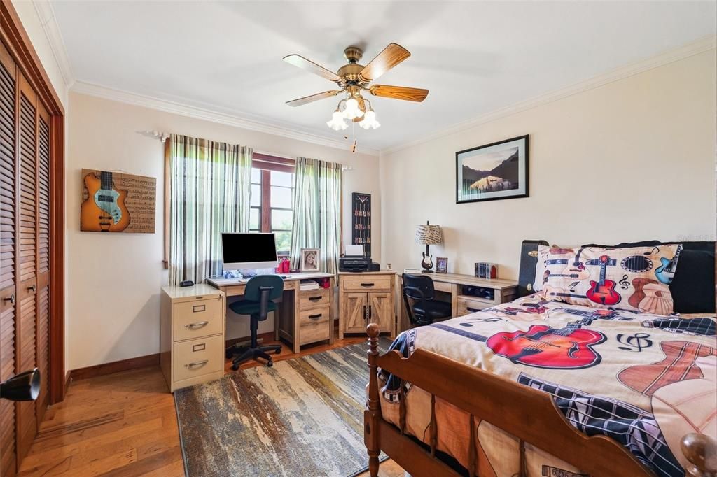 Image 24 of property listing at 20480 LAKE LINDSEY ROAD, Brooksville, FL 34601