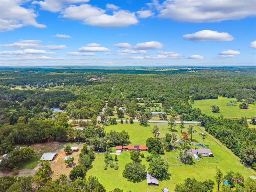 Image 50 of property listing at 20480 LAKE LINDSEY ROAD, Brooksville, FL 34601