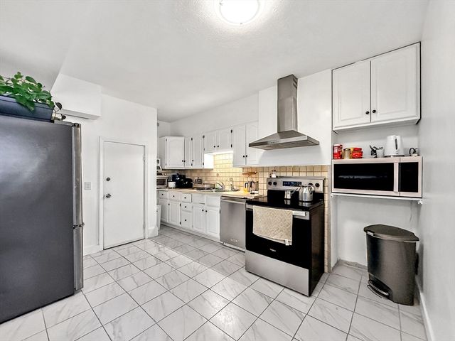 1203 Bennington St 1203, Boston, MA 02128