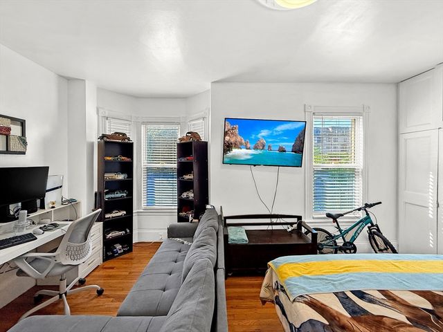 1203 Bennington St 1203, Boston, MA 02128