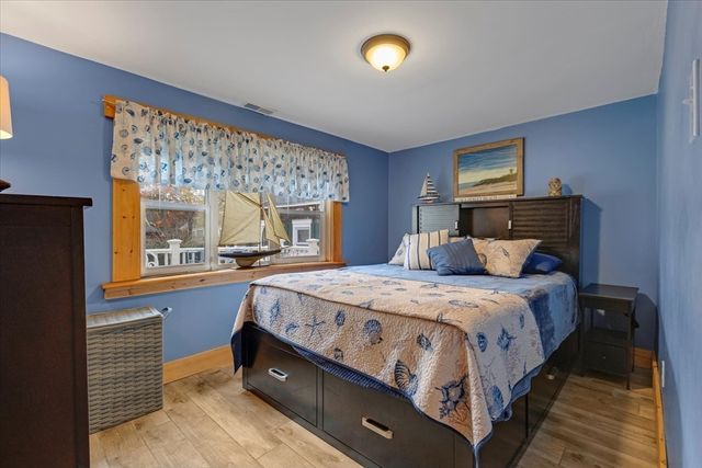 59 Sea St, Dennis, MA 02639