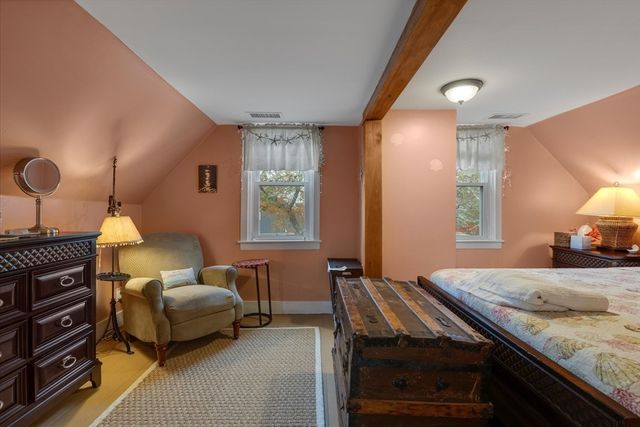 59 Sea St, Dennis, MA 02639