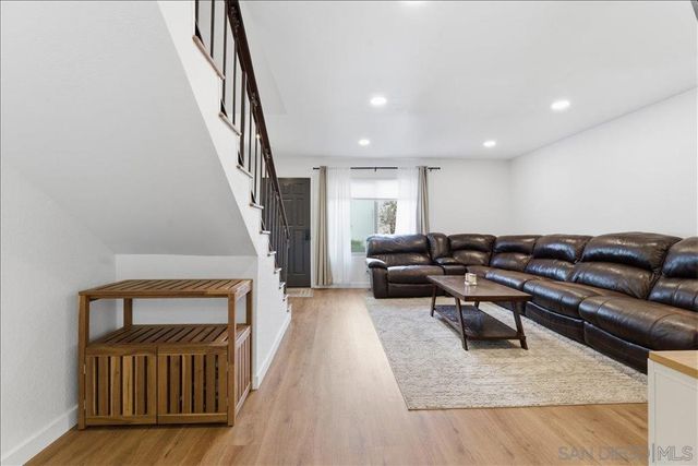 3626 Lemona C, San Diego, CA 92105