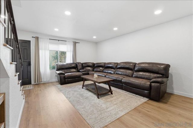 3626 Lemona C, San Diego, CA 92105