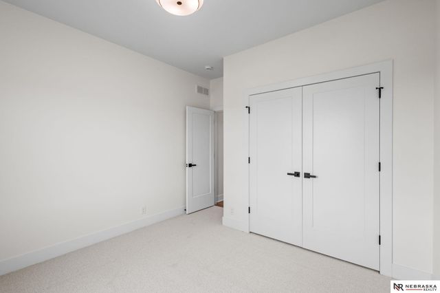 8939 Dragonfly Lane, Lincoln, NE 68526