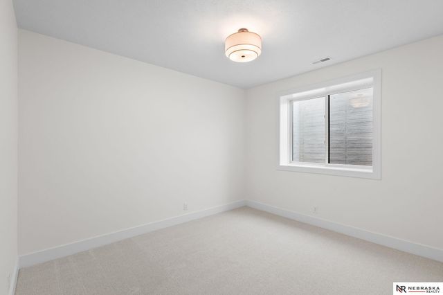8939 Dragonfly Lane, Lincoln, NE 68526