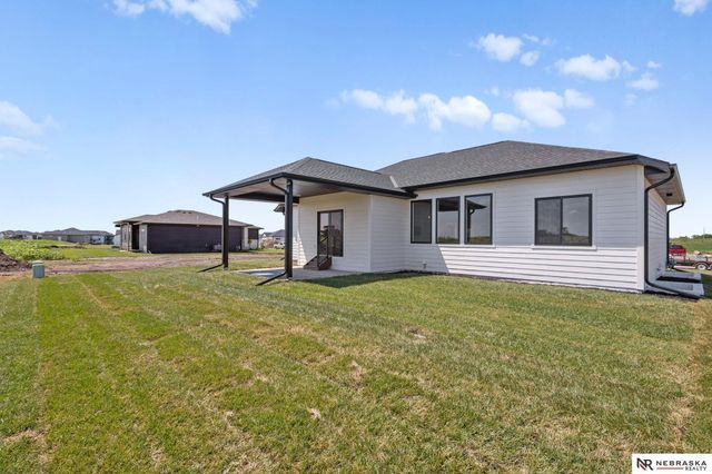 8939 Dragonfly Lane, Lincoln, NE 68526