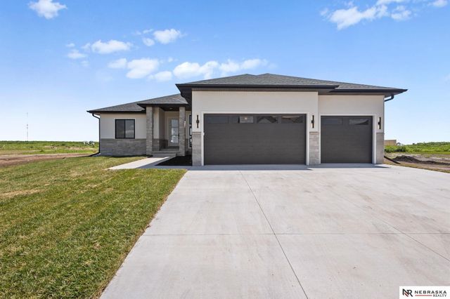 8939 Dragonfly Lane, Lincoln, NE 68526