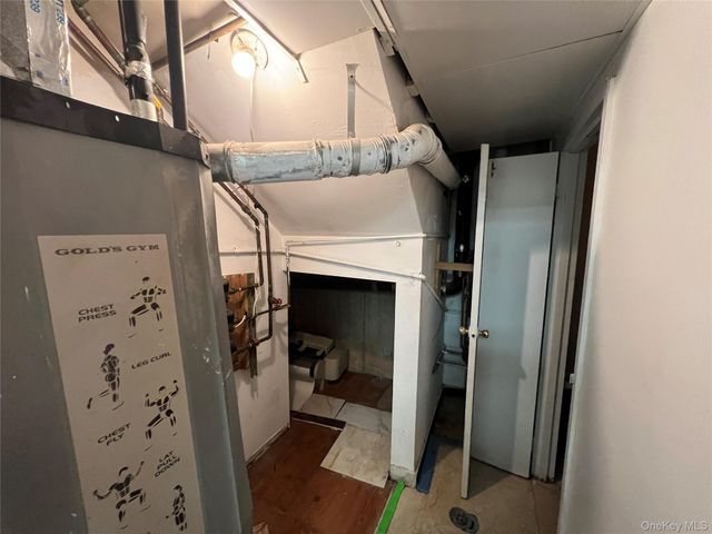 4306 Main Street Basement, Flushing, NY 11355