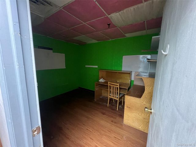 4306 Main Street Basement, Flushing, NY 11355