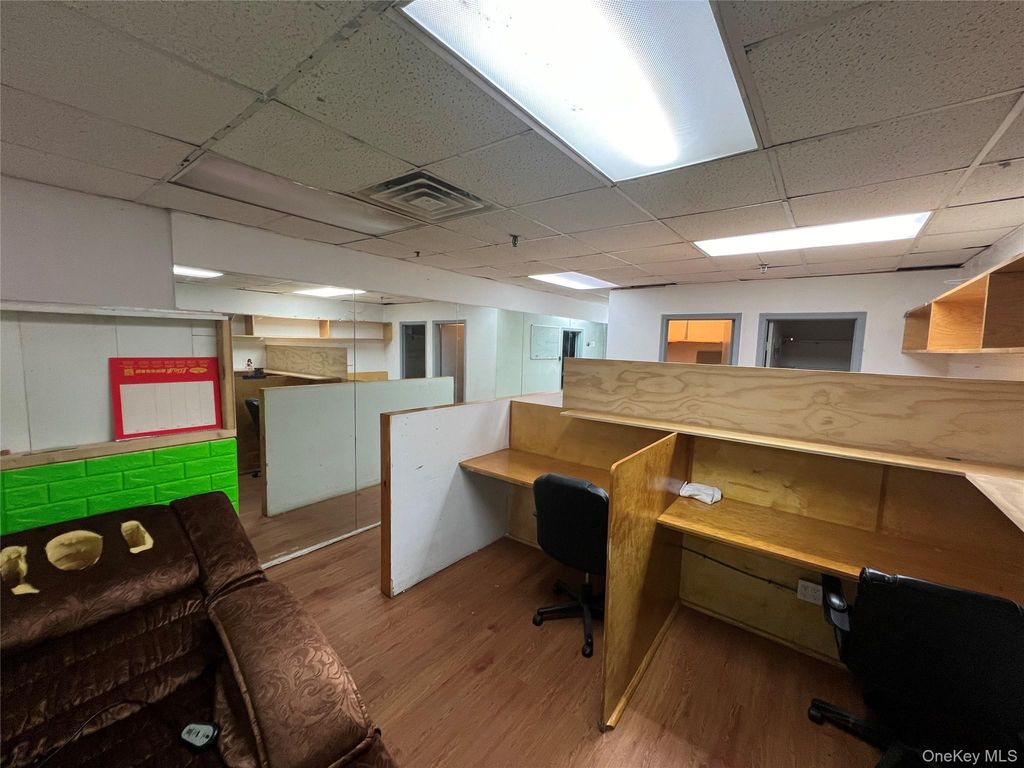4306 Main Street Basement, Flushing, NY 11355 — photo 4
