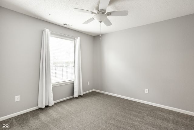 6115 Green Glade Drive, Whitestown, IN 46075