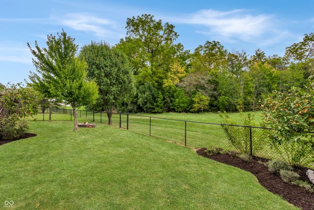 6115 Green Glade Drive, Whitestown, IN 46075