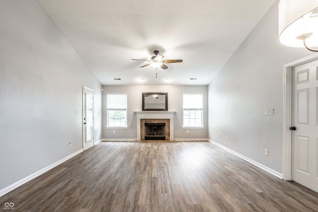6115 Green Glade Drive, Whitestown, IN 46075