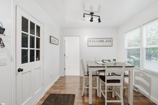 127 Robinwood Lane, Pelzer, SC 29669