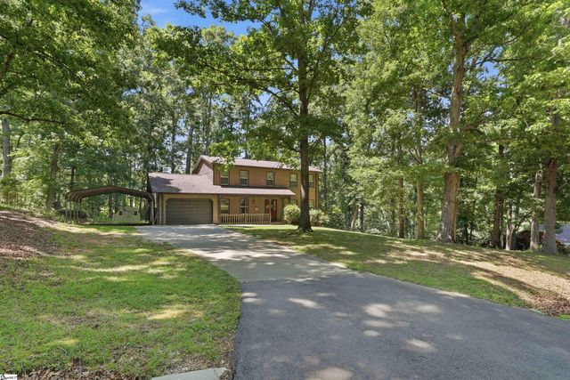127 Robinwood Lane, Pelzer, SC 29669