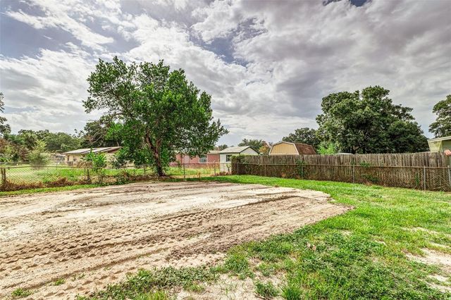 526 VICTORIA BOULEVARD, Auburndale, FL 33823