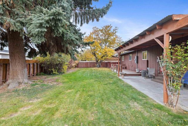 1436 Holly Dr, Twin Falls, ID 83301