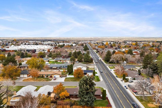 1436 Holly Dr, Twin Falls, ID 83301