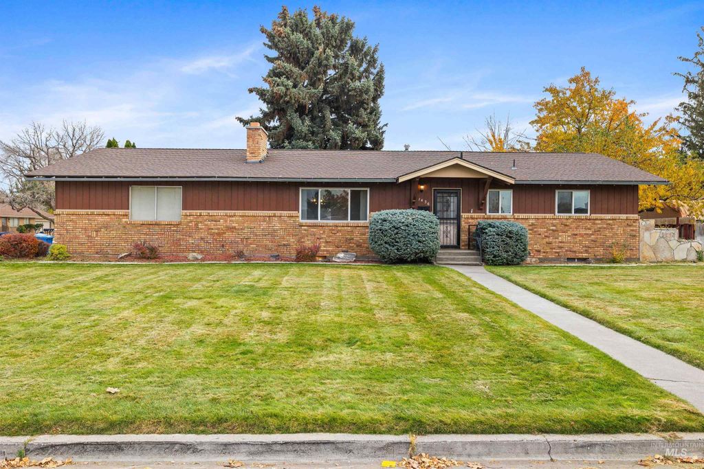 1436 Holly Dr, Twin Falls, ID 83301