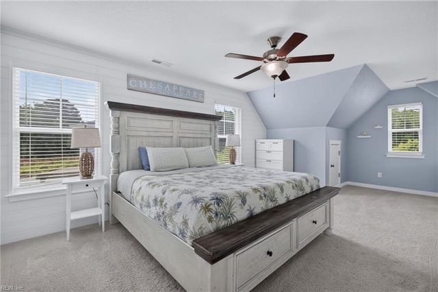 201 Ians WAY, Chesapeake, VA 23320