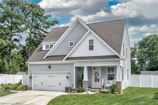 201 Ians WAY, Chesapeake, VA 23320