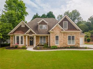 300 Brackin Trace, Grayson, GA 30017