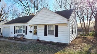 7625 Rainbow Drive, Prairie Village, KS 66208