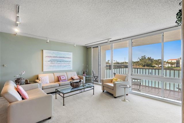 5281 ISLA KEY BOULEVARD S 207, St Petersburg, FL 33715