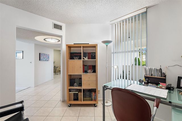 5281 ISLA KEY BOULEVARD S 207, St Petersburg, FL 33715